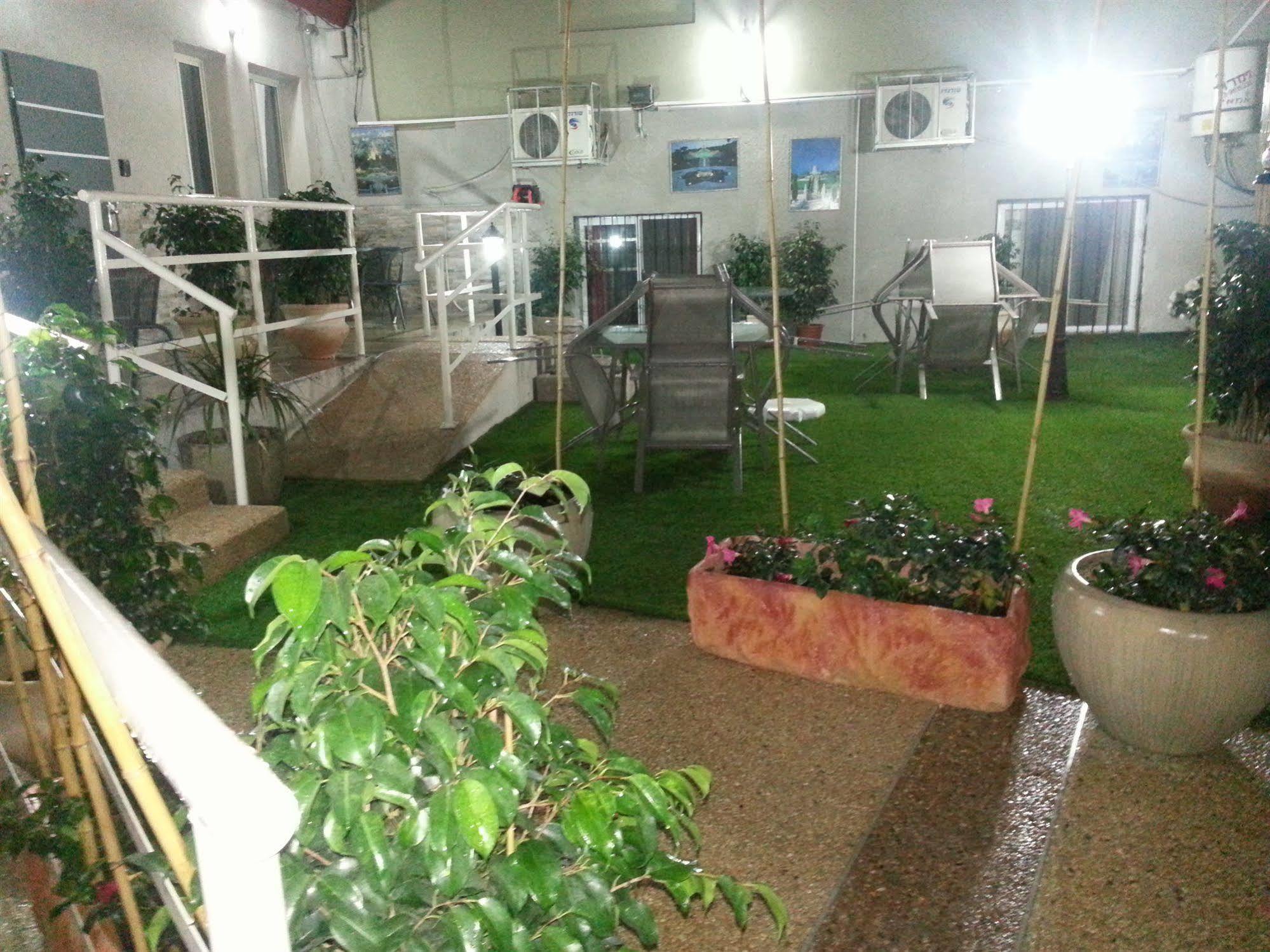 Zimmer Garden Hajfa Zewnętrze zdjęcie